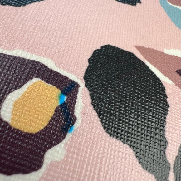 Kate Spade Cameron Paper Rose Small L-zip Bifold Wallet - Picture 13 of 13